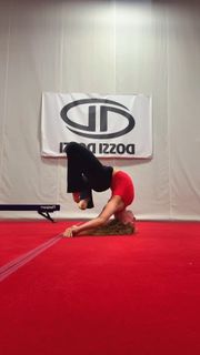 Sofie Dossi feet photo 11