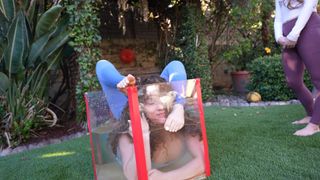 Sofie Dossi feet photo 1