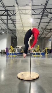 Sofie Dossi feet photo 20