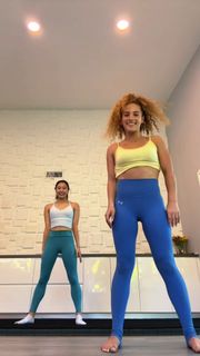 Sofie Dossi feet photo 14
