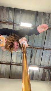 Sofie Dossi feet photo 9