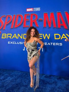 Sofie Dossi feet photo 14