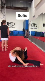Sofie Dossi feet photo 8