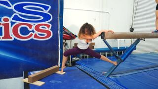 Sofie Dossi feet photo 14