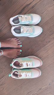 Sofía Ellar feet photo 4