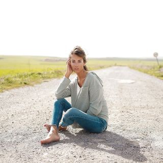 Sofía Ellar feet photo 2