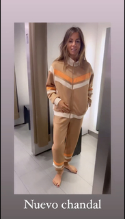 Sofía Ellar feet photo 2