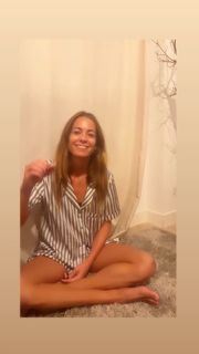 Sofía Ellar feet photo 8