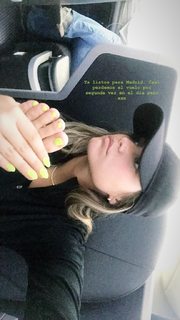 Sofía Reyes feet photo thumbnail