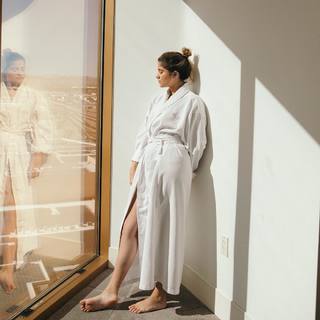 Sofía Reyes feet photo thumbnail