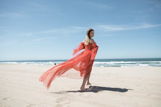 Sofía Reyes feet photo thumbnail