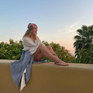 Sofía Reyes feet photo thumbnail