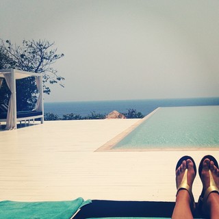 Sofía Sisniega feet photo 15