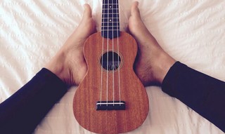 Sofía Sisniega feet photo 9
