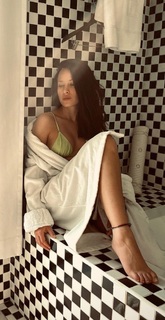 Sofía Stamatiades feet photo 7