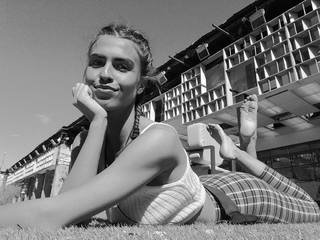 Sofía Suescun feet photo thumbnail