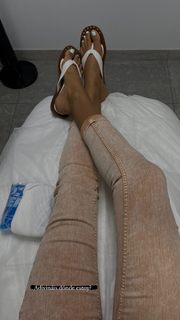 Sofía Suescun feet photo thumbnail