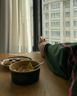 Sofía Suescun feet photo thumbnail