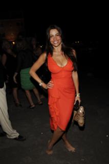 Sofía Vergara feet photo thumbnail