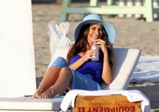 Sofía Vergara feet photo thumbnail