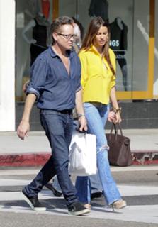 Sofía Vergara feet photo thumbnail