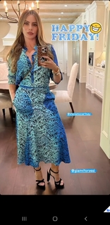 Sofía Vergara feet photo thumbnail