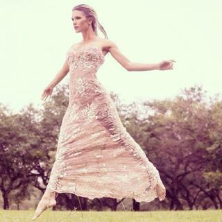 Sofía Zamolo feet photo thumbnail