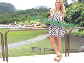 Sofía Zamolo feet photo thumbnail