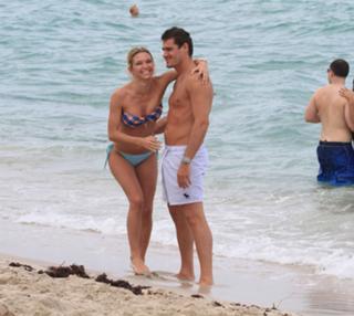 Sofía Zamolo feet photo thumbnail