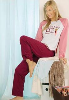 Sofía Zamolo feet photo thumbnail