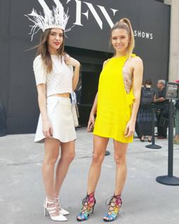 Sofía Zamolo feet photo thumbnail