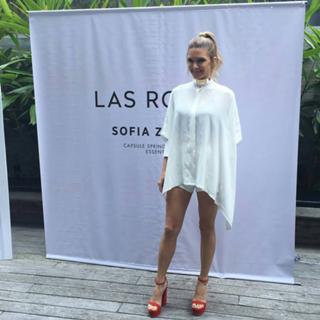 Sofía Zamolo feet photo thumbnail