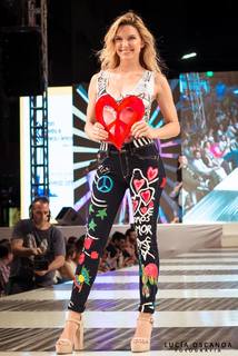 Sofía Zamolo feet photo thumbnail