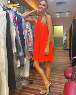 Sofía Zamolo feet photo thumbnail