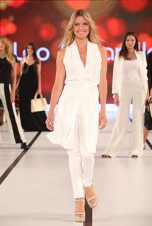 Sofía Zamolo feet photo thumbnail