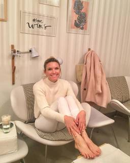 Sofía Zamolo feet photo thumbnail