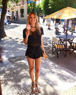 Sofía Zamolo feet photo thumbnail