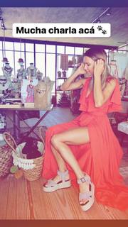 Sofía Zamolo feet photo thumbnail