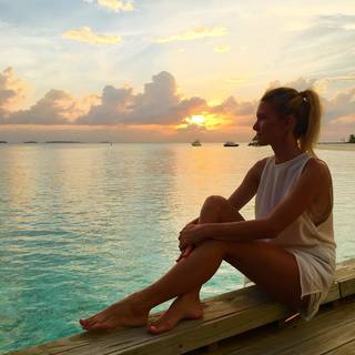 Sofía Zamolo feet photo thumbnail