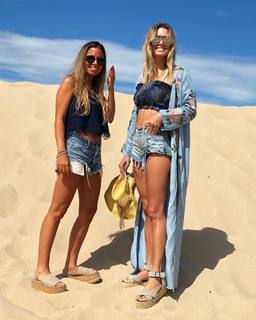 Sofía Zamolo feet photo thumbnail