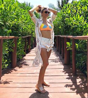 Sofía Zamolo feet photo thumbnail