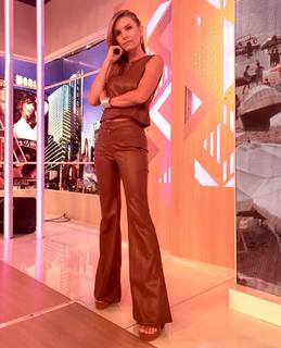 Sofía Zamolo feet photo thumbnail