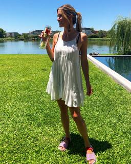 Sofía Zamolo feet photo thumbnail