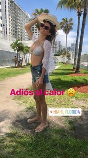 Sofía Zamolo feet photo thumbnail