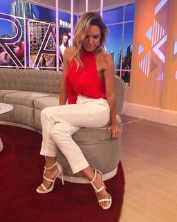 Sofía Zamolo feet photo thumbnail