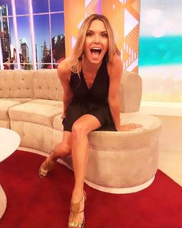 Sofía Zamolo feet photo thumbnail