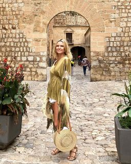 Sofía Zamolo feet photo thumbnail