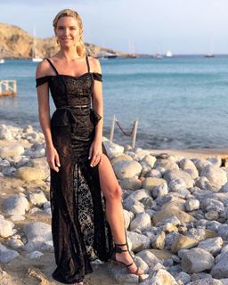 Sofía Zamolo feet photo thumbnail