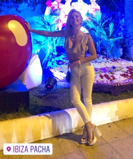 Sofía Zamolo feet photo thumbnail