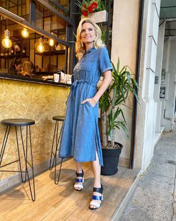 Sofía Zamolo feet photo thumbnail